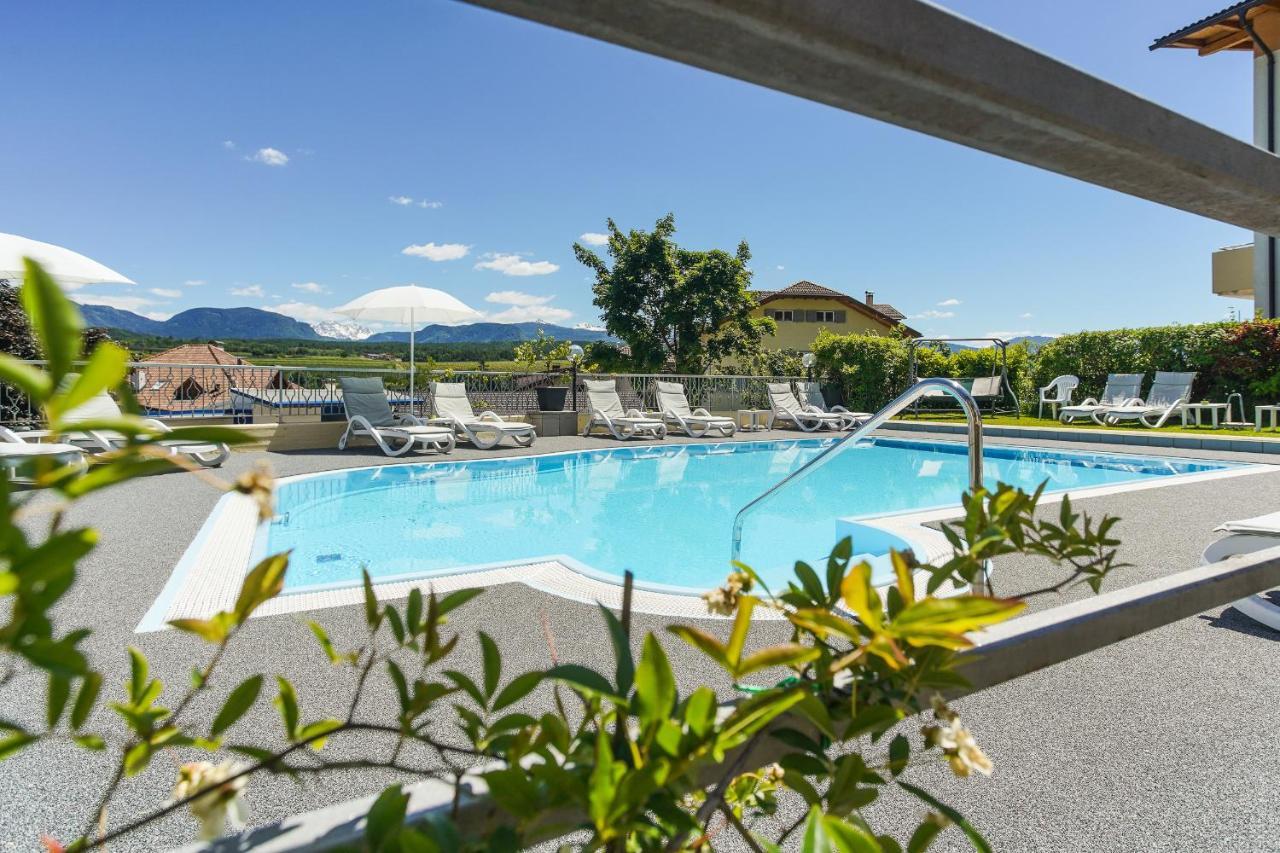 Hotel Alexandres Appiano Sulla Strada Del Vino Zewnętrze zdjęcie