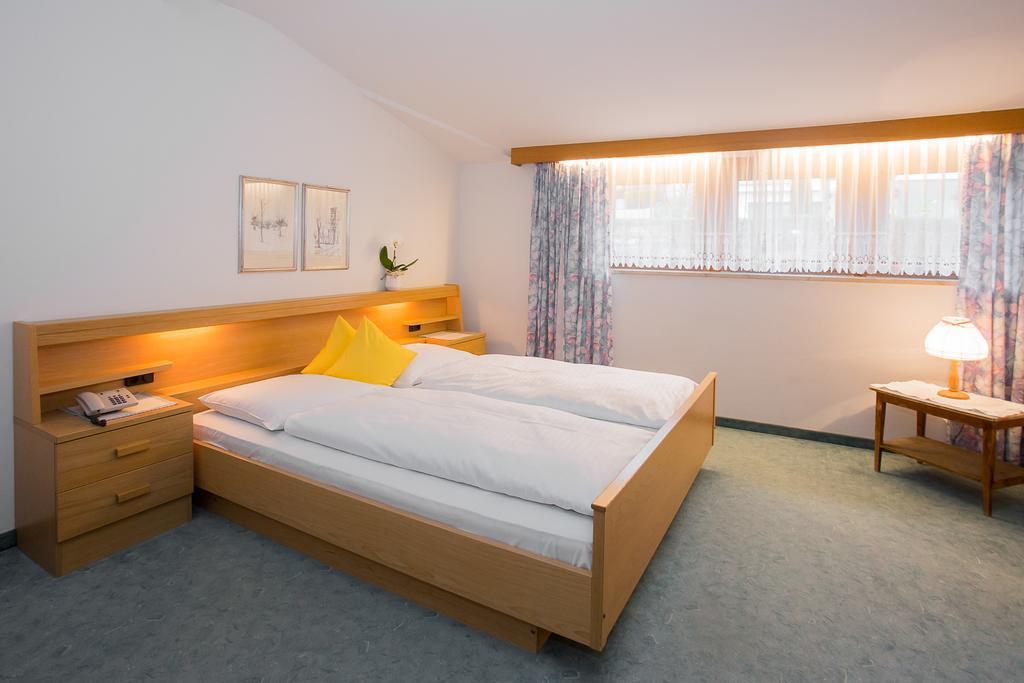 Hotel Alexandres Appiano Sulla Strada Del Vino Zewnętrze zdjęcie