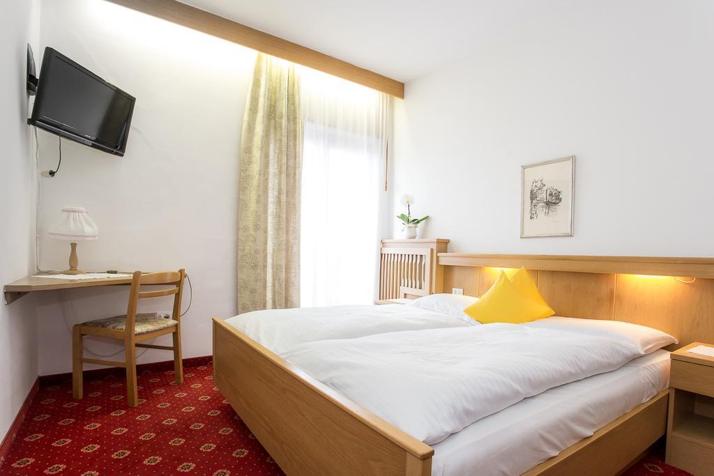 Hotel Alexandres Appiano Sulla Strada Del Vino Zewnętrze zdjęcie