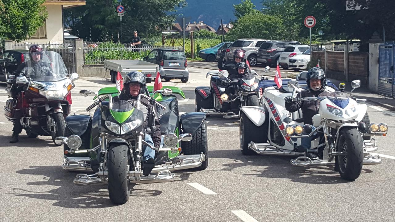Hotel Alexandres Appiano Sulla Strada Del Vino Zewnętrze zdjęcie
